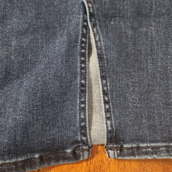 American Eagle Outfitters Dark Blue Flare Jeans - Picture 2 of 6